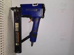 lot 211 image: Duo-Fast Pneumatic Stapler KN1848A