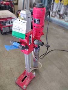 lot 73 image: Blue Rock Concrete Coring Drill Model 4Z1WS on stand