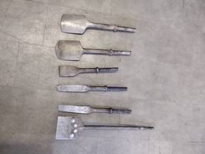 lot 252 image: (6) Jackhammer Drill Bits