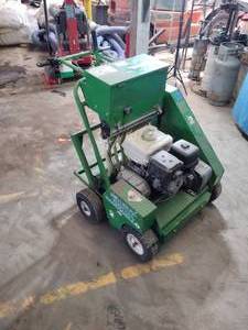 lot 101 image: Gandy Slice N Seeder. 20 Wide seeding path