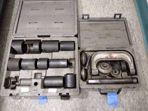 lot 267 image: OTC Mater Ball Joint Adaptor Set 7918, OTC 7249 Ball Joint Service Kit