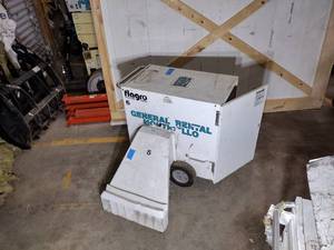 lot 100 image: Flagro Direct Fired Dual Fuel TentBox Style Heater Model THC-175DF
