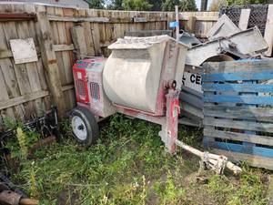 lot 101A image: Whiteman cement  concrete mixer with hitch