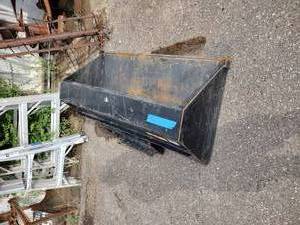 lot 115C image: Toro Bucket Attachment 22342