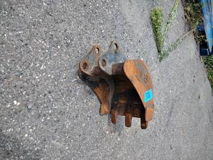 lot 328 image: Bobcat E10 Excavator Bucket Measurements W 11 x D 7  x L from top to bottom 15 