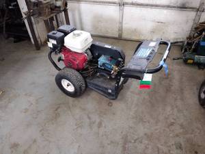 lot 114 image: North Star 4000 PSI Gas Pressure Washer Honda GX390
