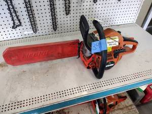lot 348 image: Echo 16 Gas Chainsaw Model CS-490 with blade and cover