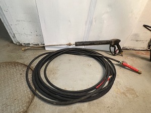 lot 366 image: North Star General Pump V-Series Lance #779168 Semperjet Pressure Washing Hose 6000 PSI 38 I.D.