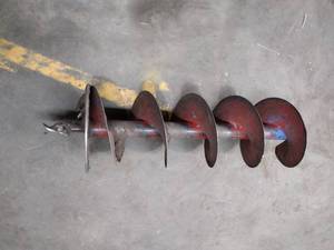 lot 408 image: 12 Pengo style auger bit