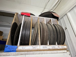 lot 414 image: Grinding wheels for metal, asphalt, and concrete