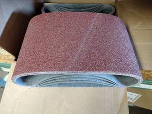 lot 429 image: (2 boxes) Deerfos XA167 100 Grit Aluminum Oxide Resin Cloth Belt Abrasive sleeve.
