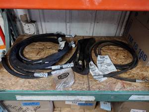 lot 116C image: Toro Hydraulic Hoses for TX1000 Part numbers 130-7734, 127-9630, 130-7734, 133-0226