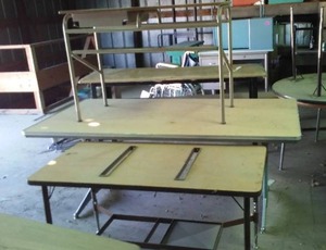 lot 524 image: Table and More (3).