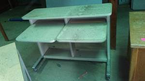 lot 526 image: Rolling Workstation and Stationery.