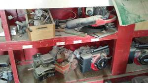 lot 553 image: VANGAURD, Homelite Small Engines and More.