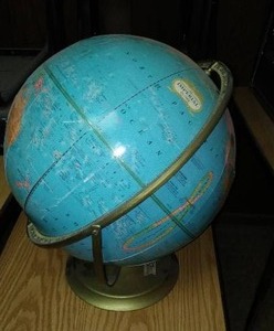 lot 593 image: Imperial 16 in. Globe.
