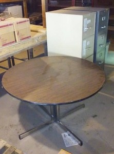 lot 546 image: Filing Cabinets, 4 Drawer (2) And Round Table.