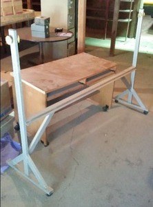 lot 547 image: Aluminum Frame And Desk