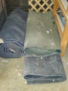 lot 619 image: Rubber And Vinyl Scraper Mesh Floor Matting.