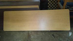 lot 611 image: Folding Tables (2)