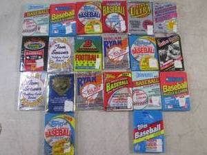 lot 77 image: (BSB) 20 Assorted Packs of Sports Cards
