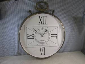 lot 81 image: (EW5) Large Metal Franklin & Murphy Clock - Works - Approx 25 lbs