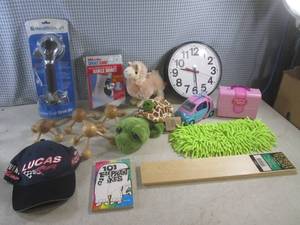 lot 115 image: (EW4) Lot of Misc...