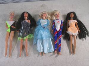 lot 202 image: (CSB) Assorted Barbie and Other Dolls