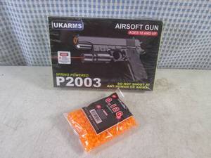 lot 260 image: (EC1) Airsoft Gun and Bag of BBs - New