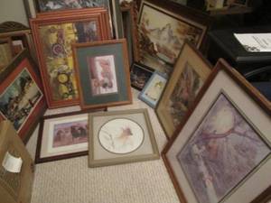 Lot of larger wall art 17 pictures...