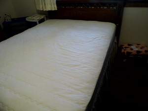 wooden headboard & frame size queen...