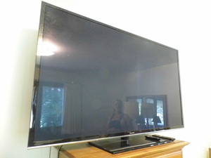 65 in panasonic smart tv wremote &...