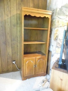 wooden bookshelf H75xW30...