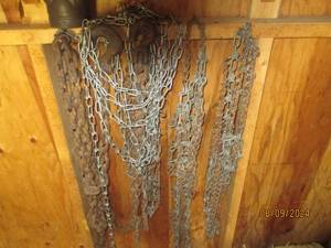 All tire chains and chain sections ...
