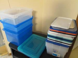Lot of storage totes with covers