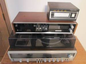 Vintage electronics including Magna...