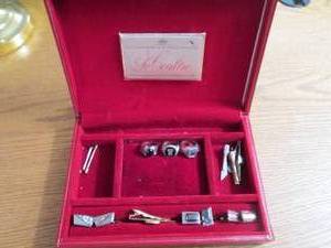 Vintage box containing rings, tie c...