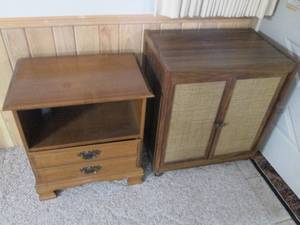 2 Vintage living room stands...