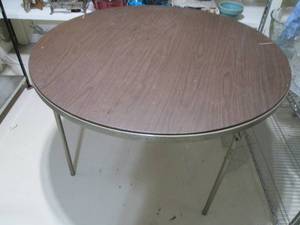 Round vinyl topped folding table