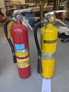 Large All-use fire extinguisher plus