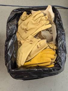 Box containing a large number of gr...