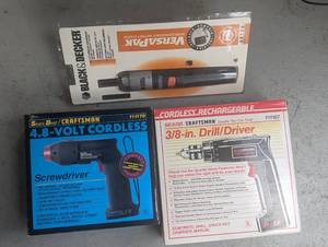 Black and Decker versa pak, 4.8v co...