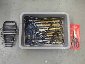 Craftsman 9pc Metric wrench setplus...