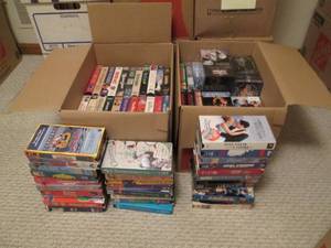 Large lot of VHS tapes...