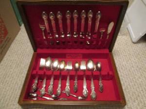 Wm. Rogers reinforced plate silverw...