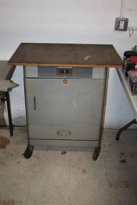 lot 68 image: V. Mueller & Co Rolling Workstation 543-54