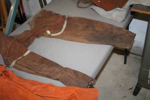 lot 72 image: Leather Welding Protective Apparel - Arm Sleeves