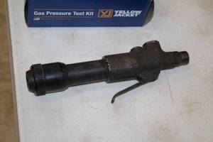 lot 81 image: Air GrinderHammer