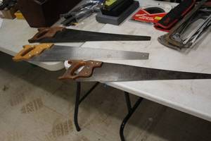 lot 119 image: Lot of (3) Carpenter Wood Saws