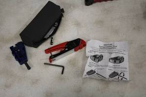 lot 129 image: Compression Tool HCT-01 with Case